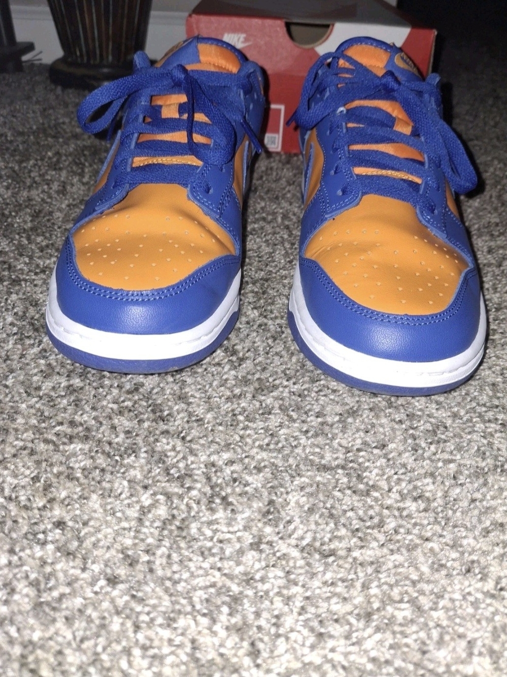 Nike Mens Low-Top Sneakers in Blue and Orange Size 9 - Picture 3 of 5